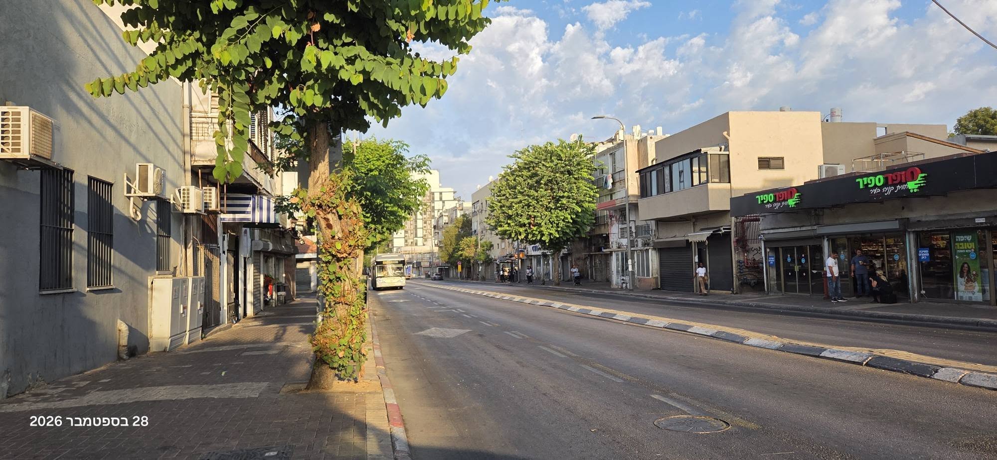 A street in the Shapira neighborhood, Tel Aviv